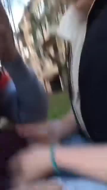 1000092157754f1fd1436607c9.mp4