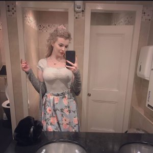 1000093642c76f63fe3e31ff6b.jpg
