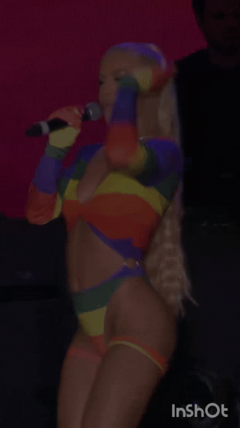 1000100506a57643b83a6b9e4d.gif