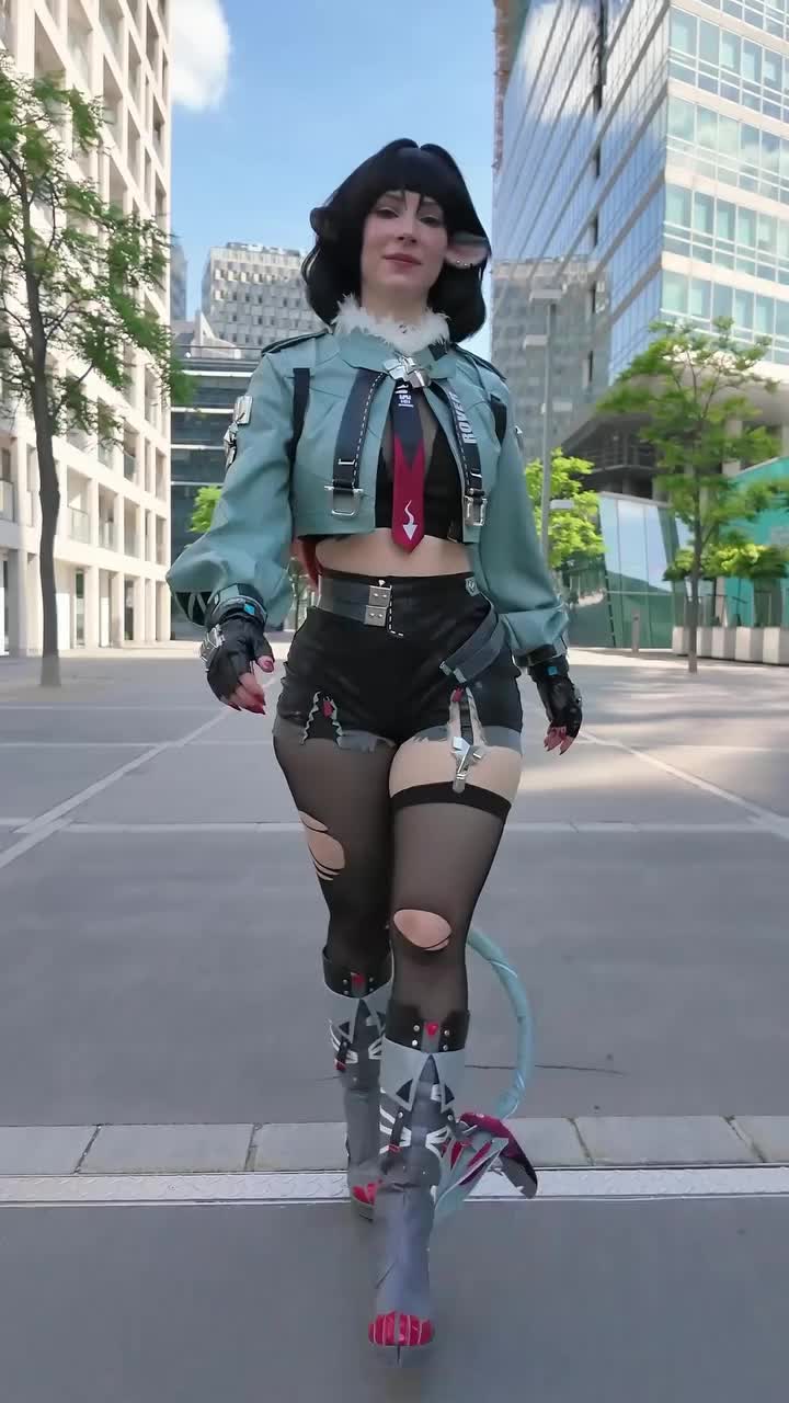 1000101703f366d0744ea94d10.mp4