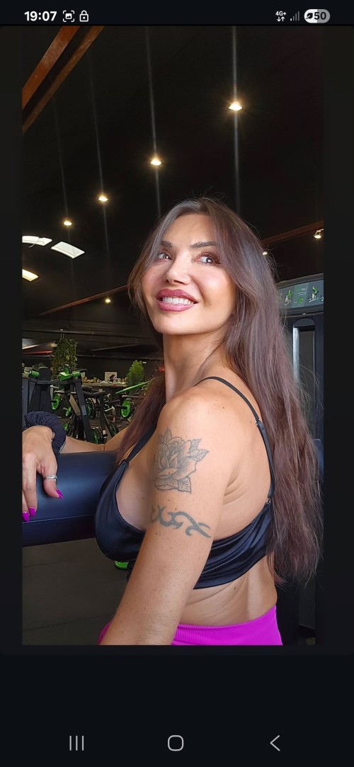 10001029028823fc6cd643f9df.jpg