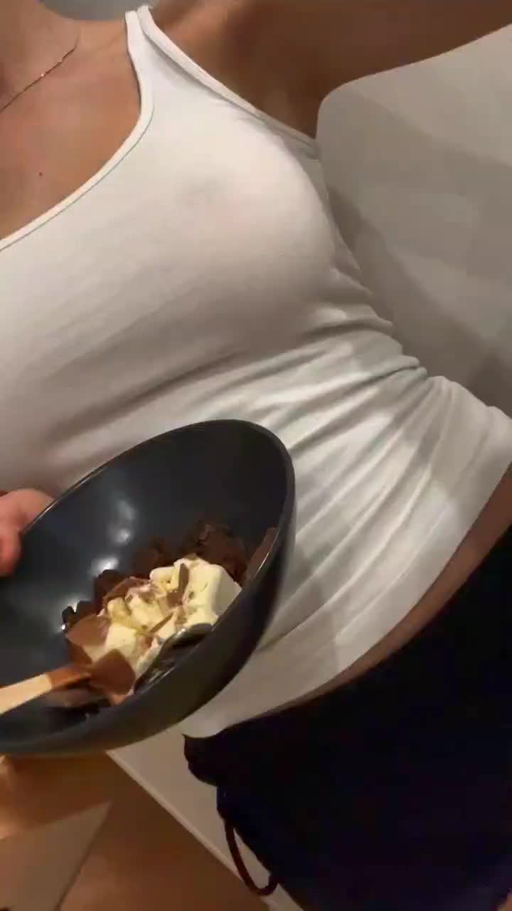 1000124568436b008eea001dbe.mp4
