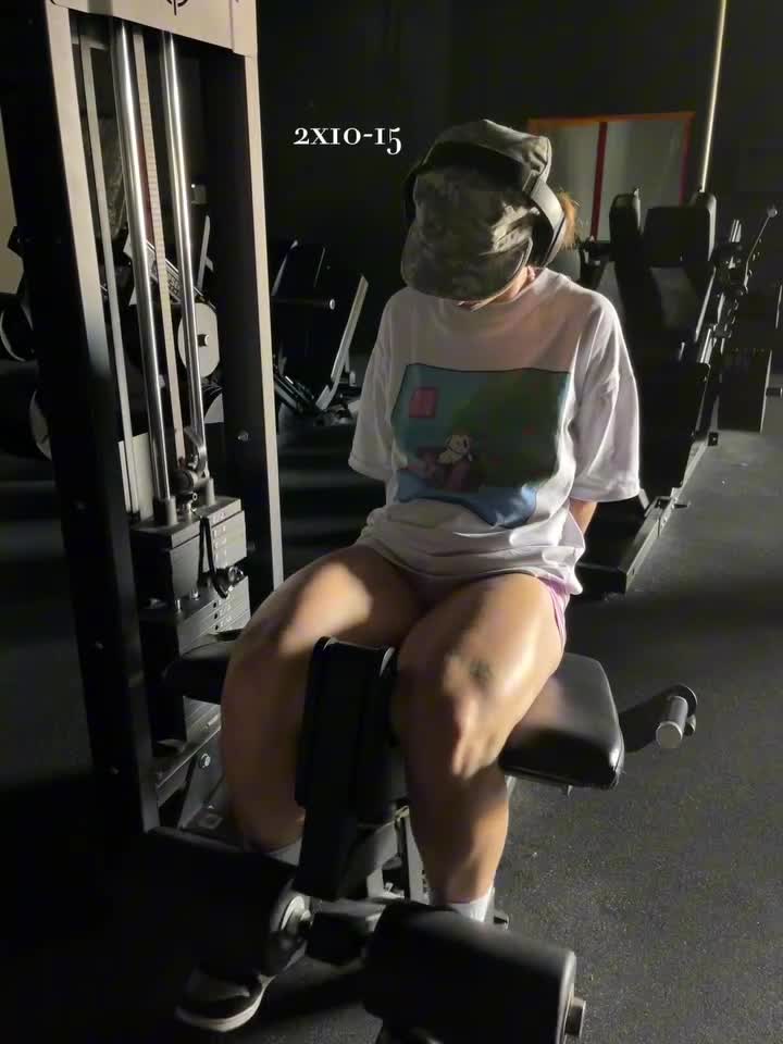 1000125765537f0cb7d05fc374.mp4