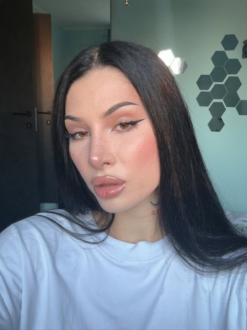 10001328735260f23c62b1c8f7.jpg