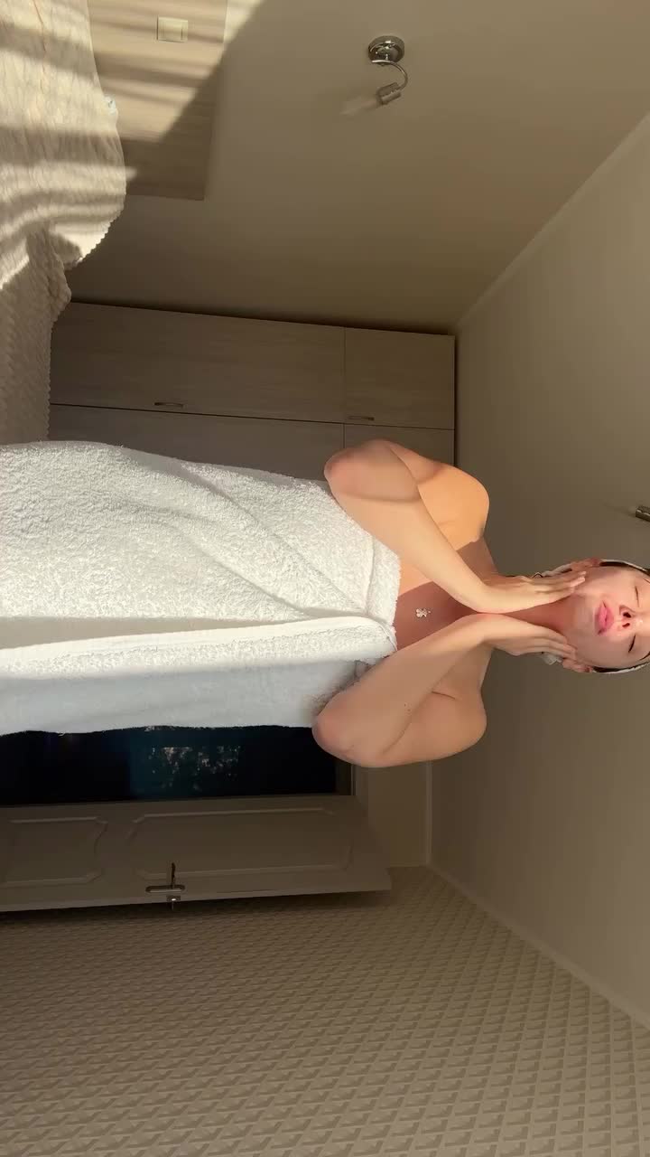 10001639009df11b9420f644da.mp4