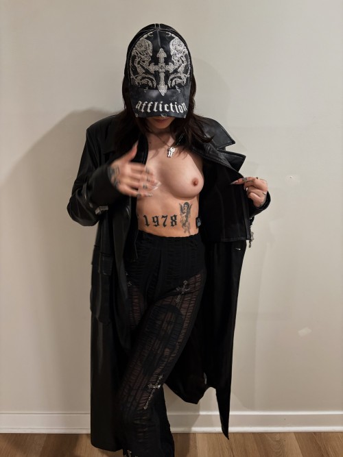 1000168119bc8c19975c1ee853