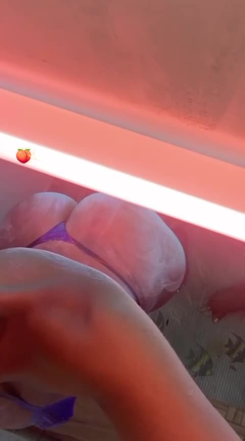 1001074362b9781f078682aeee.mp4