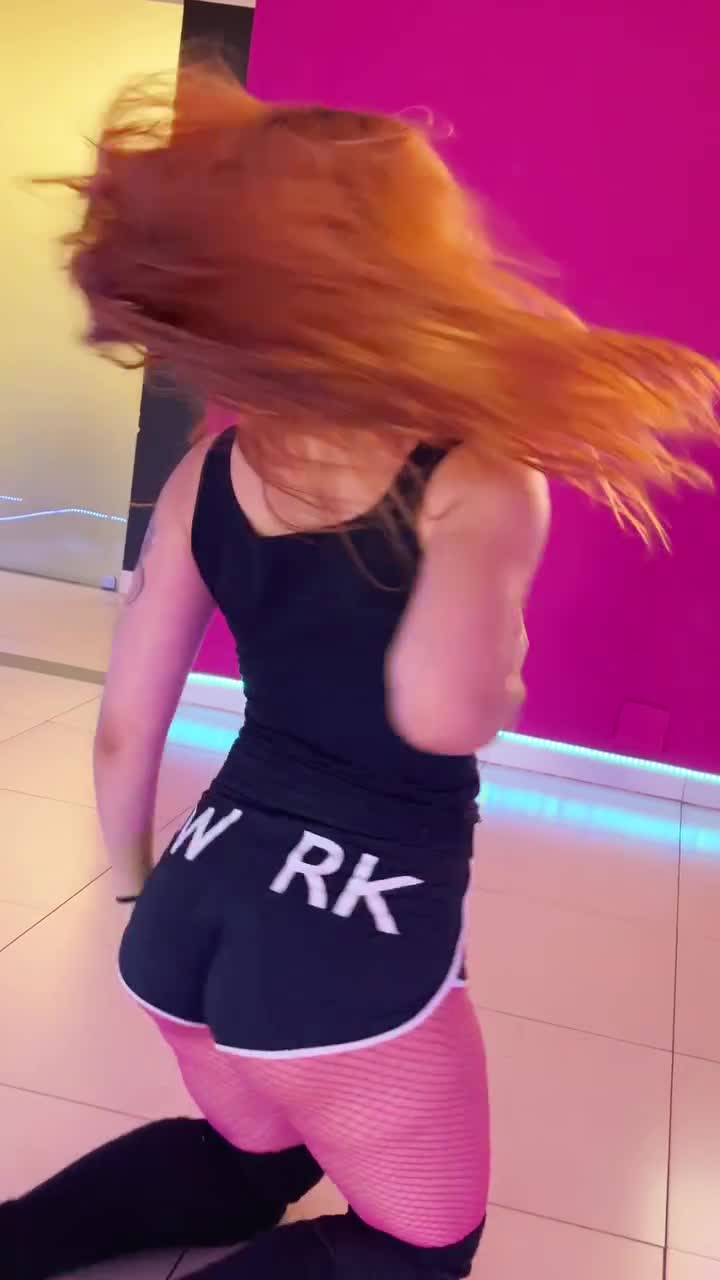 1001140818a9c195ed6b5ff346.mp4