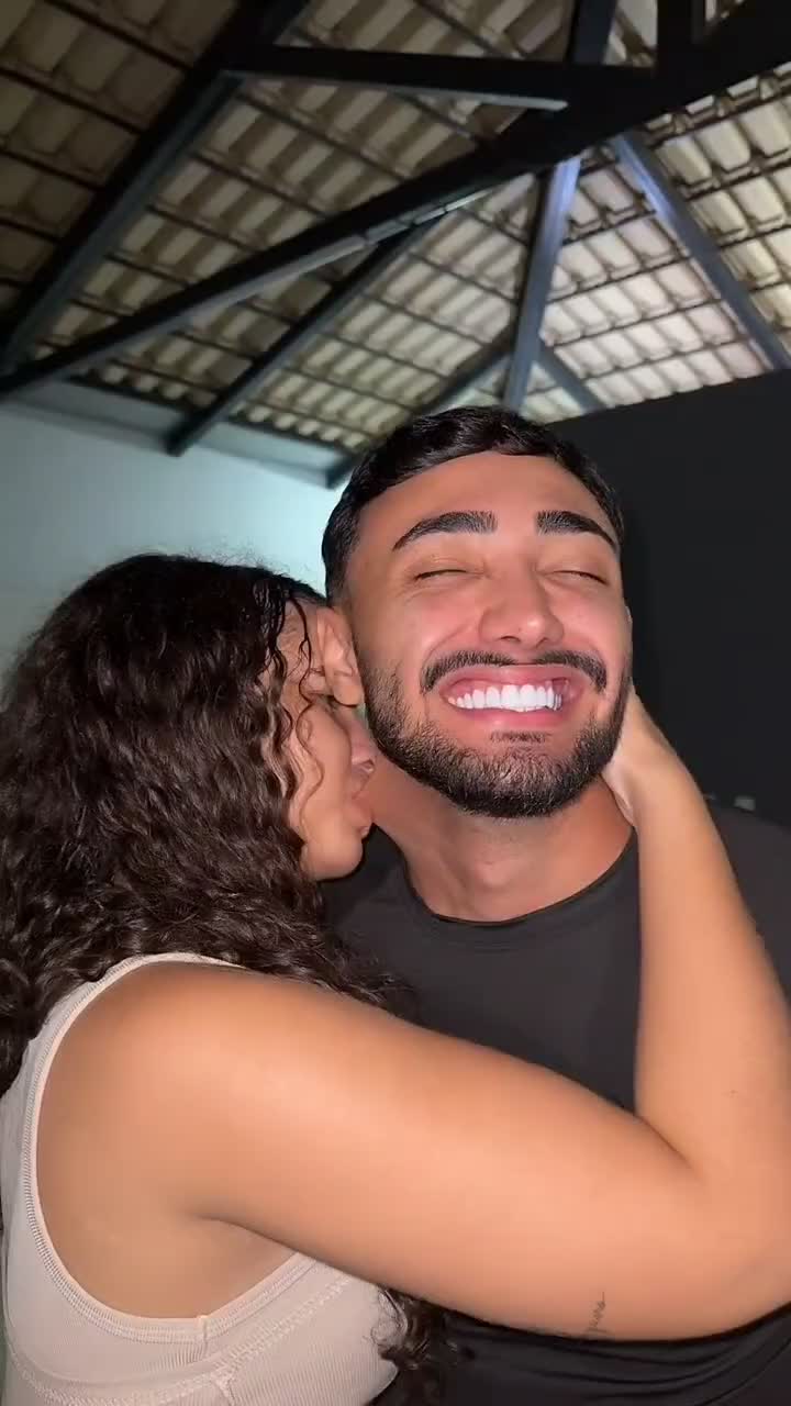 1001272367f7eccae3d04ed34a.mp4