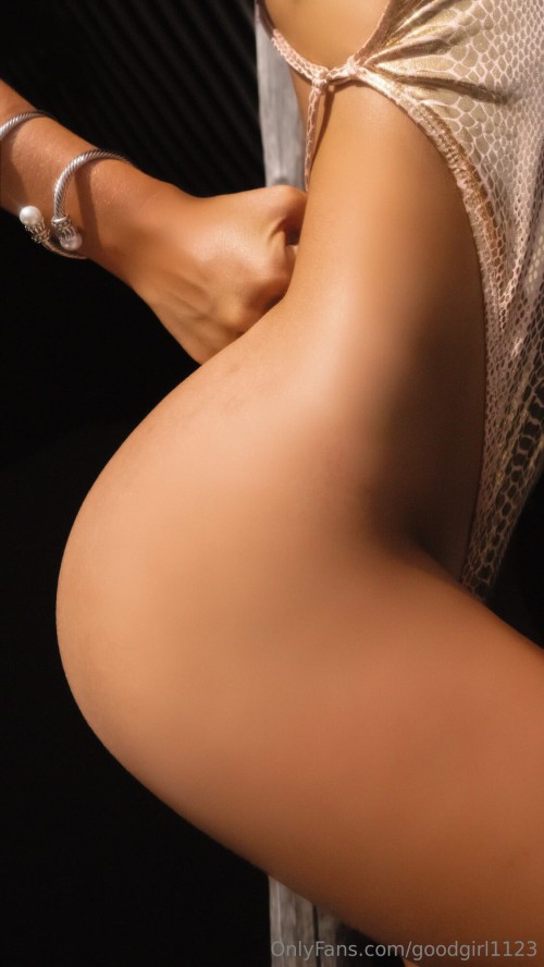 1125x1999_bfa1f31b0e1e00c4e8c32e5f6e45b1a835e14f11f69bb61b.jpg