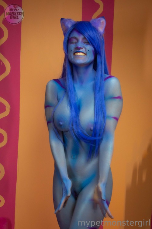 1365x2048 2231687192780afd8477a37c97255568