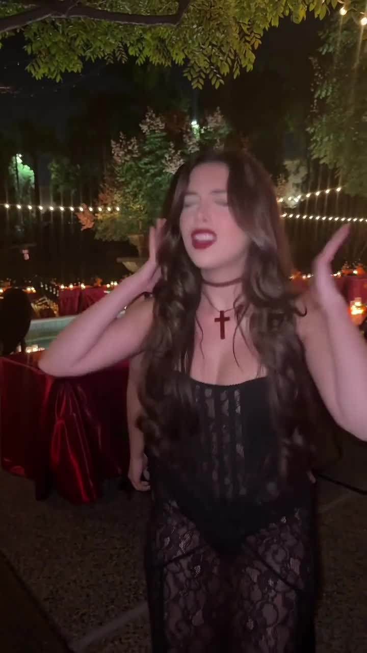 13D18A87-770F-441C-8704-1187E9DD0A01.mp4