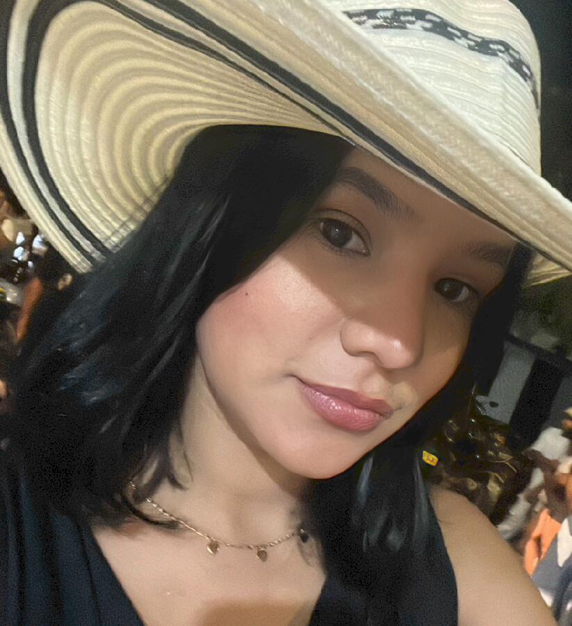 [za]rojita🧿 - 13565913