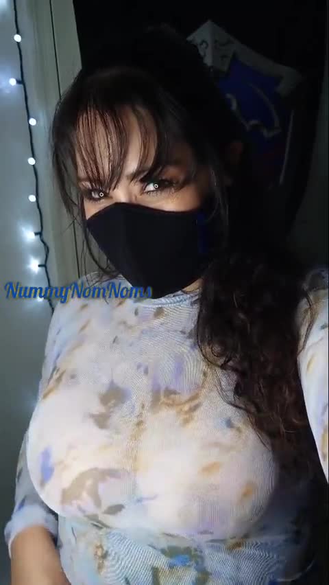 14868042f1ae73f2a5d35719.mp4