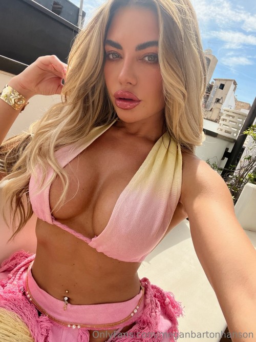 1536x2048_efe8ac477c1d7a035c732ee10d5f447b7af4417f85aa19e928912d8782423e06.jpg