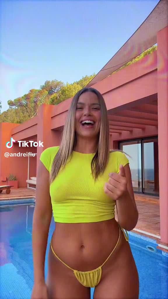 1538971-1a1381c2b47d23d61cba145087b19e57.mp4