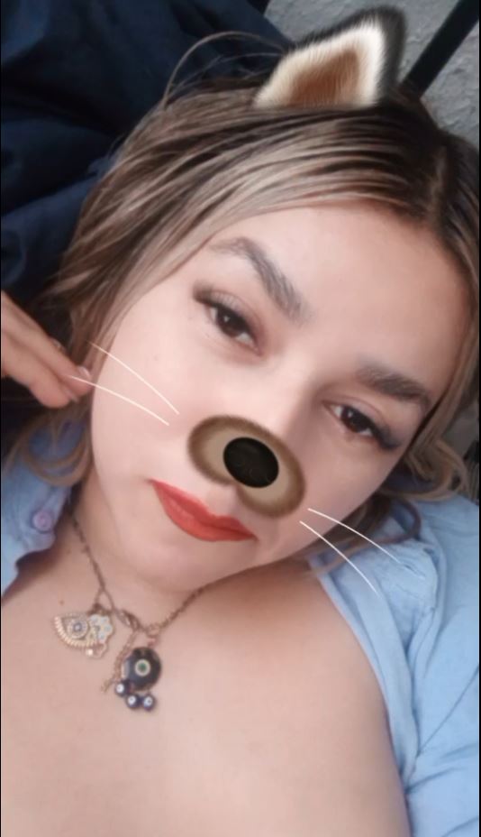 mia dayanely - 26219376