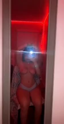 1_50940798787775376137021f47adc974f5a.mp4