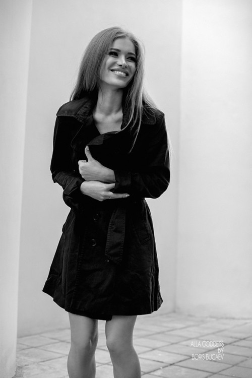1y5KuI5S7fY813145e3834807a2.jpg