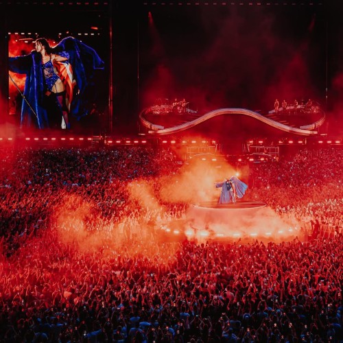 2-SOLD-OUT-NIGHTS-AT-WEMBLEY-STADIUM-I-can-hardly-believe-it.-These-were-the-most-special-unforgettable-shows-Ive-ever-doneIm-overwhelmed-with-gratitude.-For-this-journey.-For-every-si820c856863888783.jpg