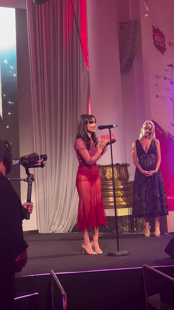 20070692609008143989f5d14390220b433.mp4