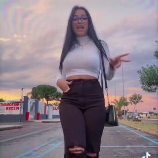 2024-10-20_-_ale_alexabusuioc_off_DBVjF7WtuA_b1e2e0e59ff2c79f