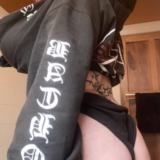 2025-08-27-035611-UTC-1960551895191445802_45b7bf7b9a2558446