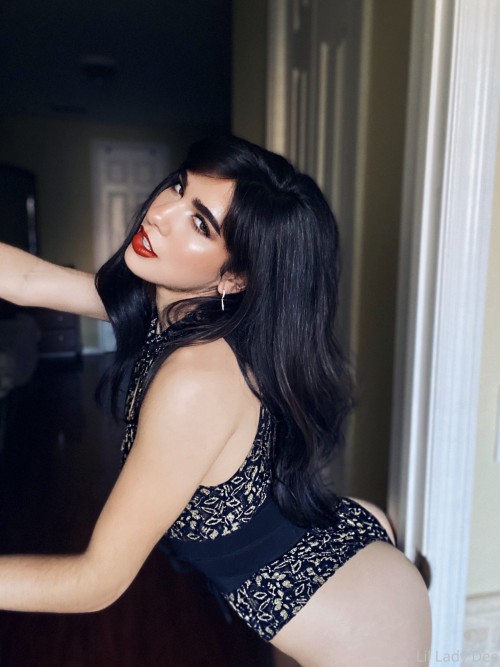 2316x3088_b46143986b1d3c421ad18db735b5016b9de4667436587a04.jpg