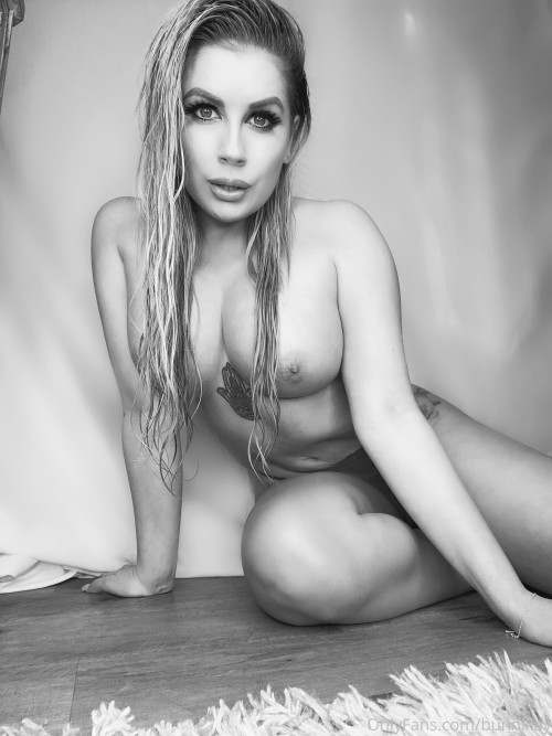 3024x4032_52f21da55a6a34590a41d2e554acc848a29aa08052a3248cd5414e5ba9fff496.jpg