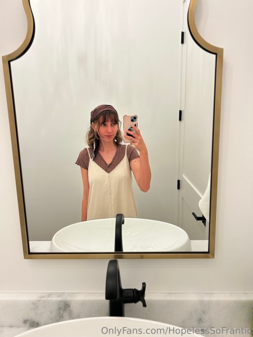 3024x4032_ae6e59ae7c5c0fc46e4da69fbc4a5ac1d0552306d88cb58384344e5fe41d2415.jpg