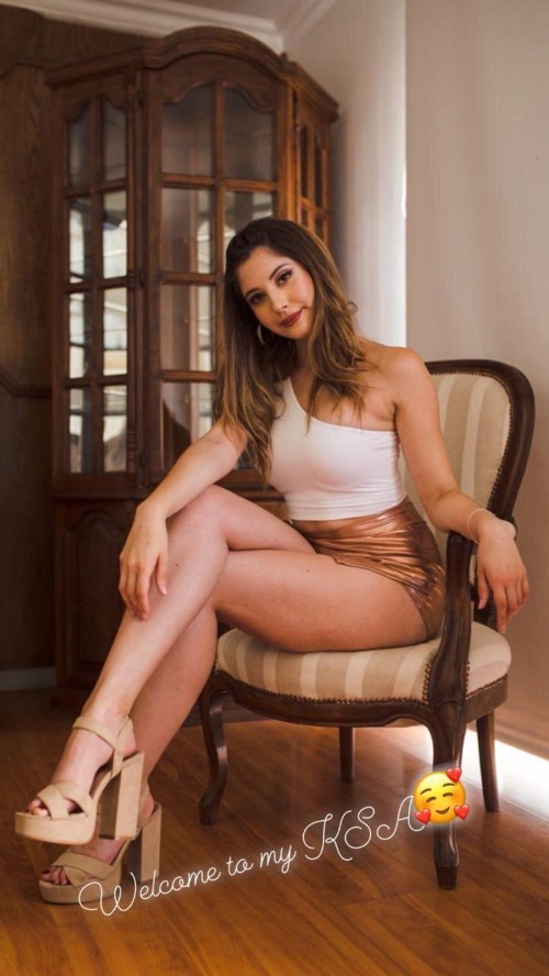 3920375 Me la pone dura esta puta icata 004 489