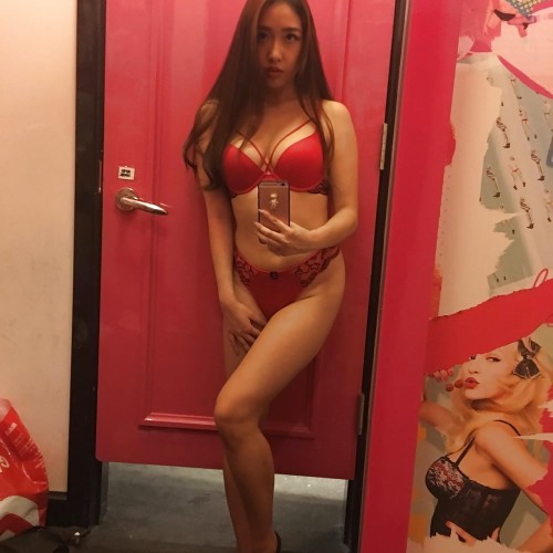 39684216044cf8caba845270ace44db42c1e.jpg
