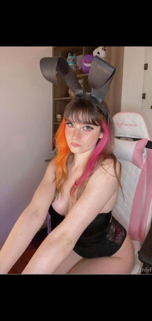 4023929 Icata cosplayer chilena con Onlyfans (soft) 034 44D