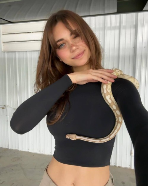 486671577_122097823532823777_740934713781084781_n-lujan-snakec1d17b8dc6c65c85.jpg