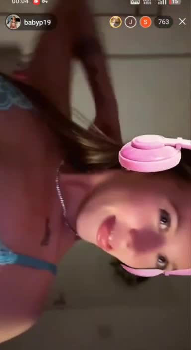 5215172089060775031bae8aa4cc3b92235.mp4