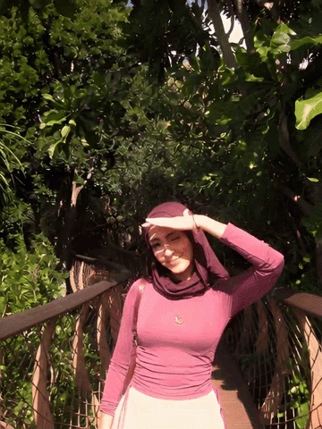 52866240bc6ce2990440.gif