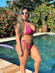 Deby Valente  debyvalenteof