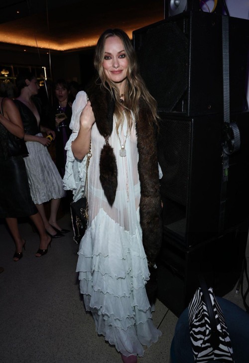 640355934_olivia-wilde-wmag-0201b8cbbb61069985.jpg