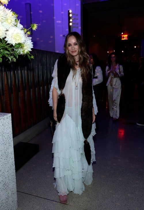 640355944_olivia-wilde-wmag-04f510ca9d89e25655.jpg