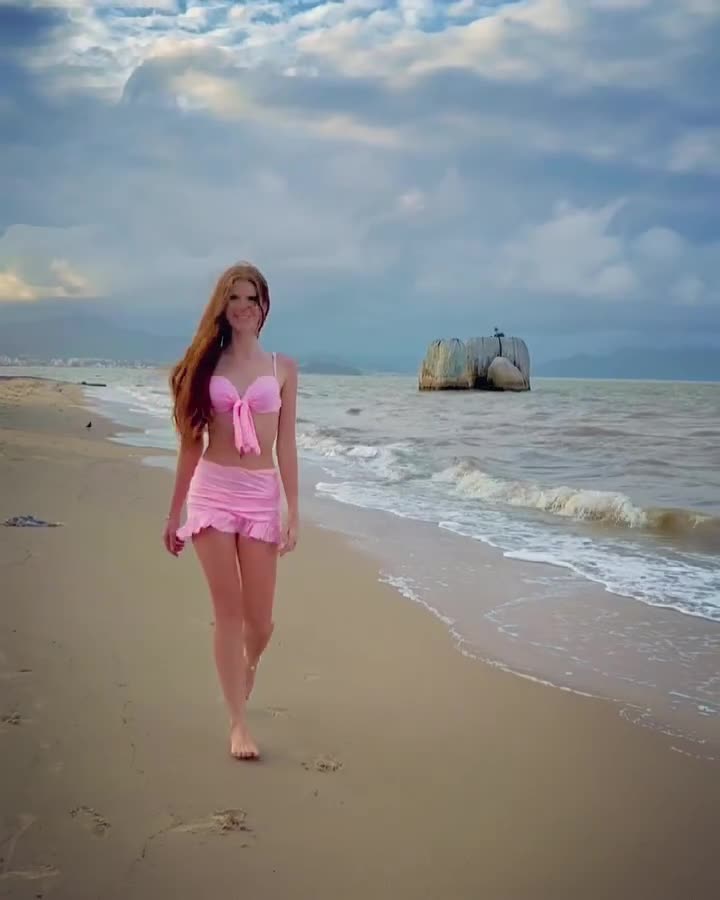 6467896761425920802.mp4