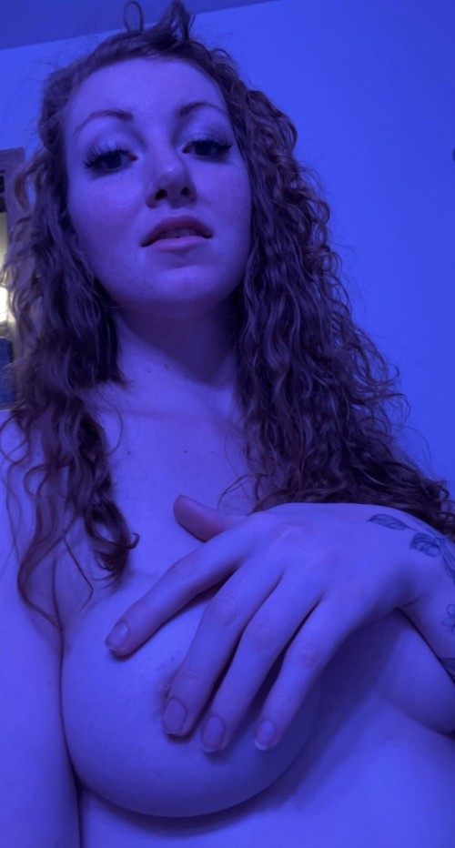 6698920e370188c97.jpg
