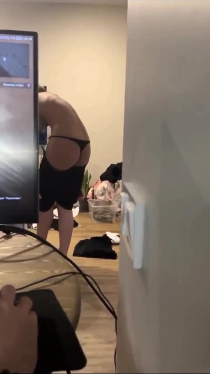 6yyvw9MA_720p0837b664ed65c00f.mp4