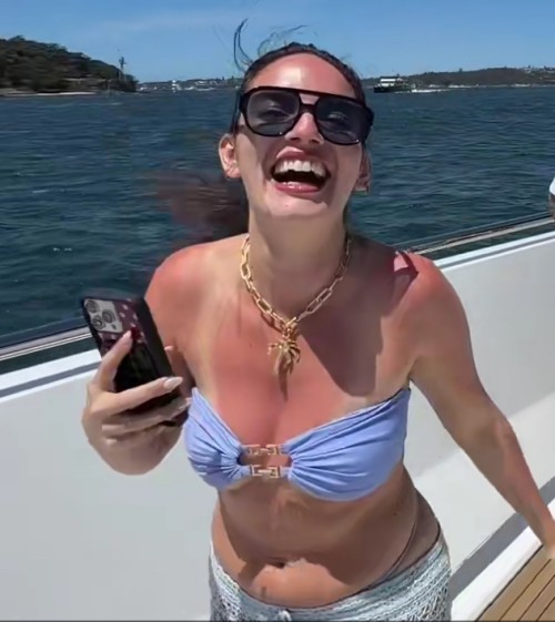 76172D01 4CAE 4E50 915C 599696B38629