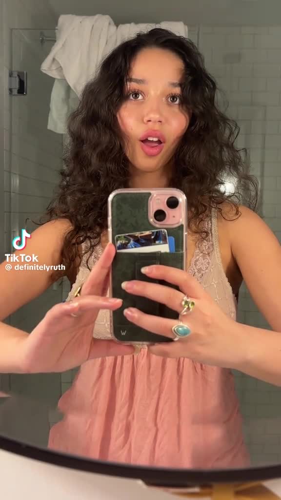 778b4247a44ef3b2b113c465681f3dde7b3650b9f4db162f.mp4