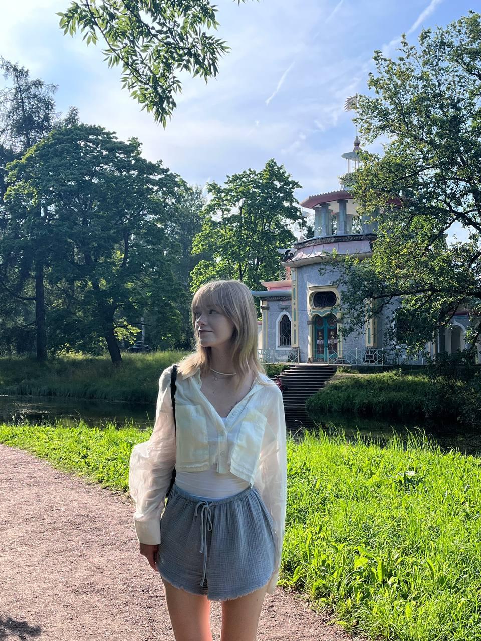 Various Cam Girls - Request / Discussion Thread