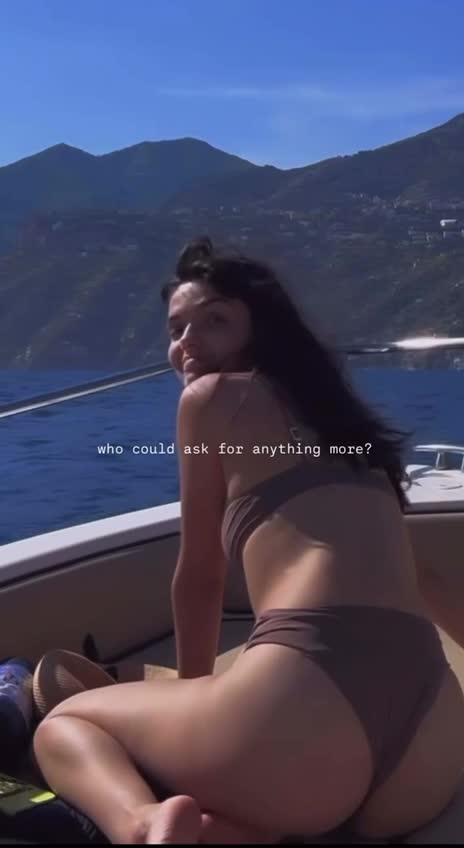 86869252741428893289092a52543a0b8e5.mp4