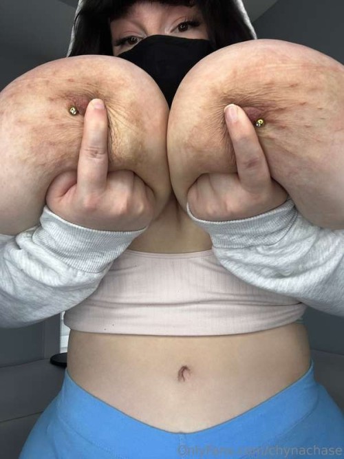 92c574b329b27dd70d7eb638c27e1ea5699911281c185e10bcaaa8a2d36dcc4a9f98397ea7c9f8d1.jpg