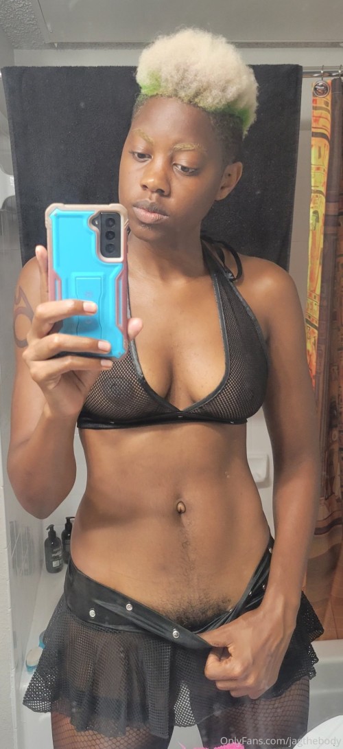 960x2093_7b97db3911cf0d309c5976ec23bff111176a15de1e3658a7.jpg