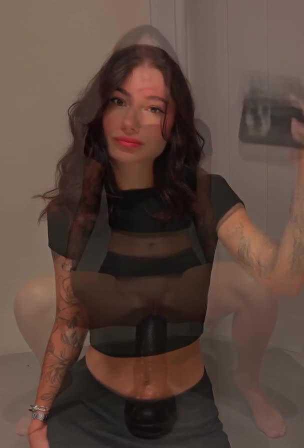 98c8ed76f6cdf32cc1c3bc6e2dcf4a59.mp4