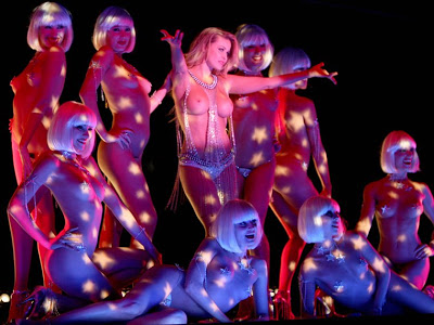 A-Sexy-Carmen-Electra-Goes-Topless-in-Vegas-Burlesque-Show-www.GutterUncensored.com-carmen_electra_crazyhorse_05c43b7a5b43ebce9f.jpg